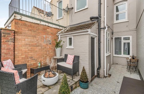 Cromer House | Crab Cottage