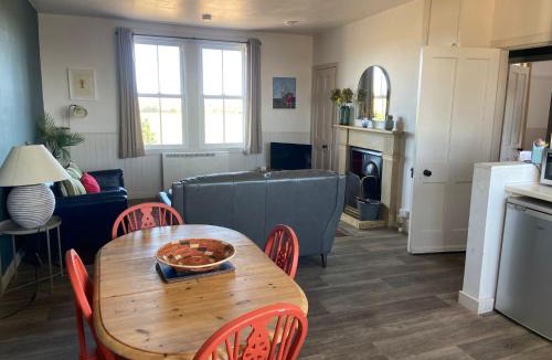 Anstruther House | Cradle Cottage