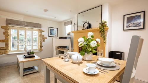 Chipping Campden House | Crafty Cottage