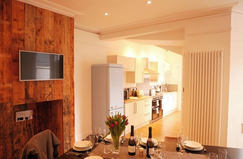 Upper Town House | Crescent Gardens