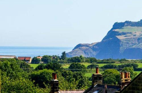 Fylingthorpe House | Croft View