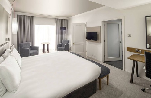 Solihull Hotel | Crowne Plaza Solihull by IHG