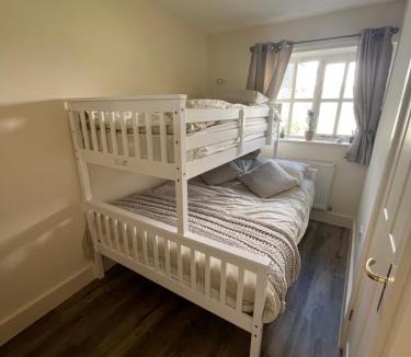 Chudleigh House | Culver Bungalows