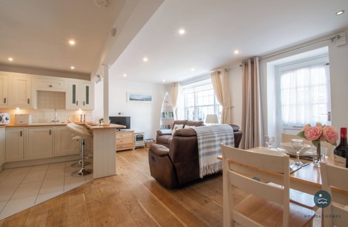 Swanage Cottage | Cutter Cottage - Central Cottage steps from beach