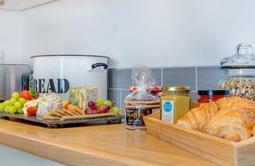 Pentraeth House | Cwt y Bugail