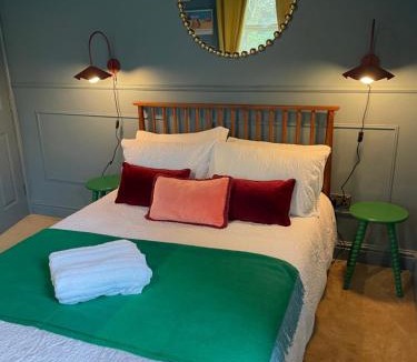 Pembroke Dock Apartment | Cwtch Bach Self Catering Boutique Pembrokeshire