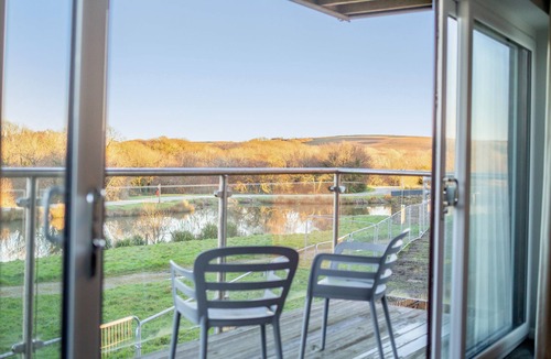 Winnard's Perch House | Cwtch- Retallack - Six Bedroom House, Sleeps 12
