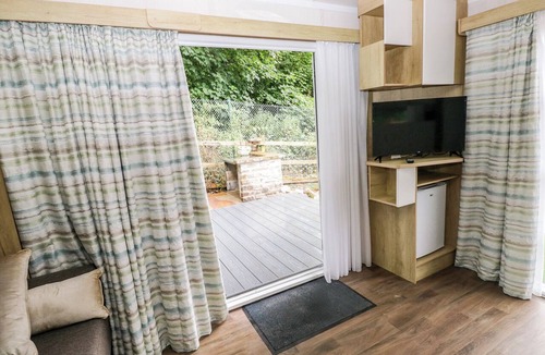 Ferryside Cottage | CWTCH, romantic, country holiday cottage, with pool in Ferryside