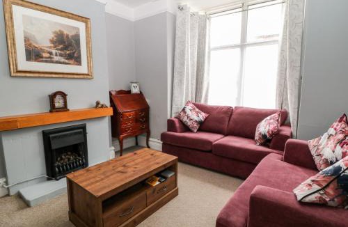Westleigh House | Daisy Cottage