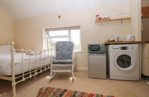 Dorking Apartment | Daisy Cottage