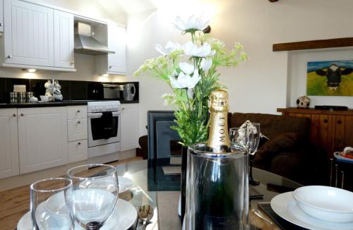 Catterlen House | Daisy Cottage