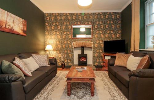 Pickering House | Daisy cottage
