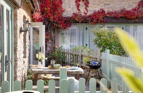 Paignton House | Daisy Cottage - Ukc6177