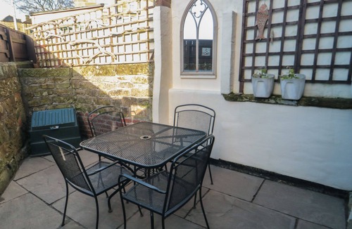 Fylingthorpe Cottage | Dale View