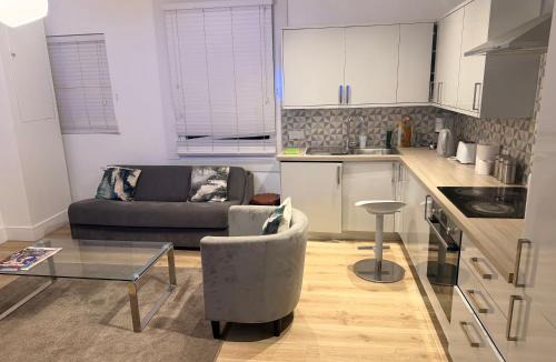 Woolwich Riverside Apartment | Dan 1bedroom flat