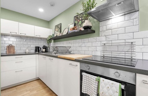 Castlefield Apartment | Deansgate Flat With Free Parking By City SuperHost