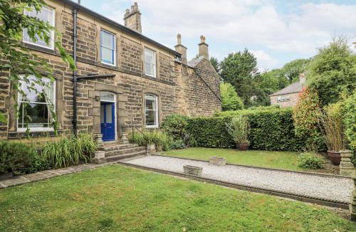 Beeley House | Deeley House