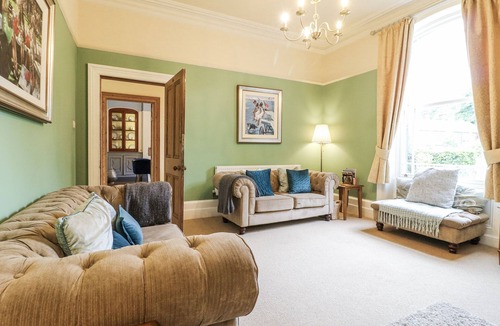 Beeley Cottage | Deeley House