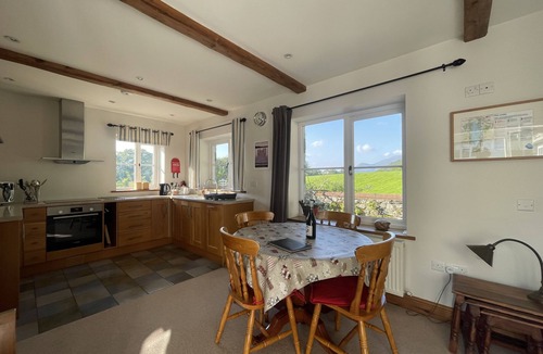 Borrowdale Cottage | Deer Close Cottage - sleeps 2 guests in 1 bedroom