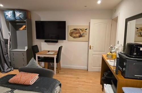 South Marston Apartment | Deers view