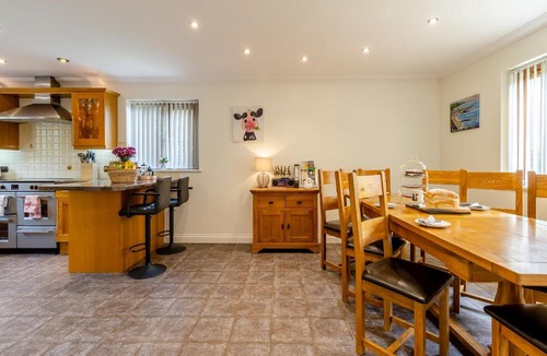 Llanafan House | Derwen Haidd