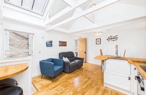 Egloshayle House | Detached Cornish Cottage in lovely location