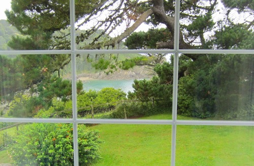 Lee Cottage | Detached Cottage Overlooking The Sea