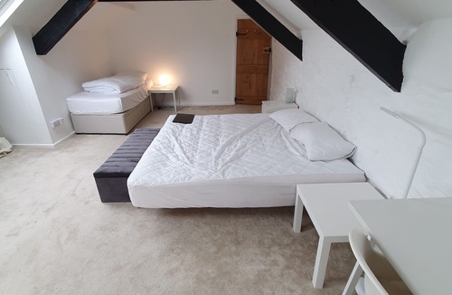 Sprytown Apartment | Devon /Cornwall border countryside self-contained apartment with stunning views