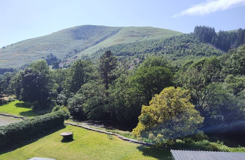 Dinas Mawddwy Bed & Breakfast | Dolbrodmaeth Riverside
