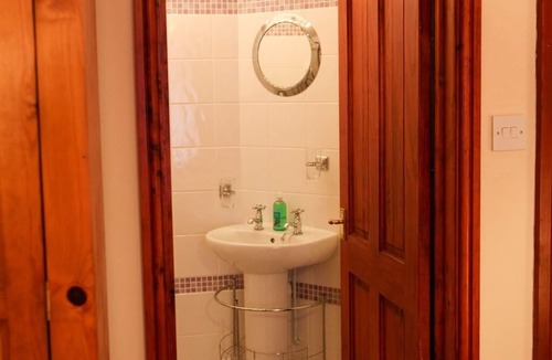 Kenn House | Double room-Ensuite-4 Poster