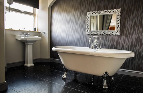 Portpatrick Hotel | Double Room Side Sea View@ Mount Stewart Hotel