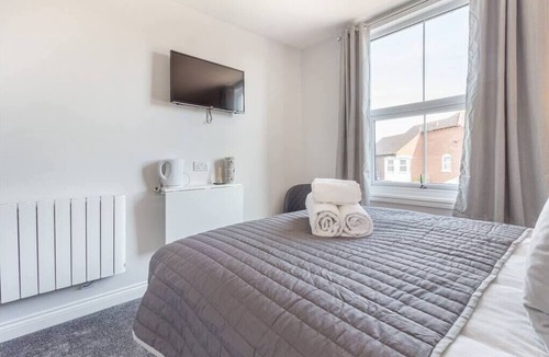 Grimley Apartment | Double Room with En-suite