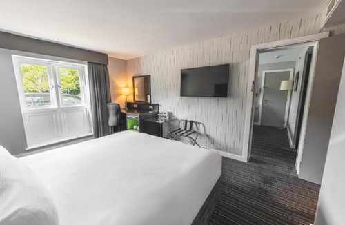 Claverham Hotel | DoubleTree by Hilton Bristol South - Cadbury House