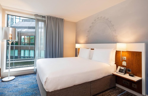 Tower Hill Hotel | DoubleTree by Hilton Hotel London -Tower of London
