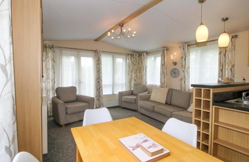 Aymestrey House | Dove