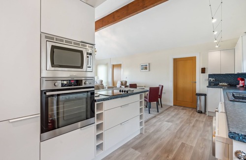 Trebetherick House | Dozmary - a sea view chalet in Polzeath, sleeping 6