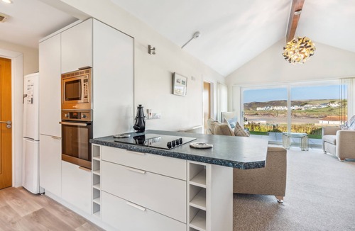 Trebetherick House | Dozmary - a sea view chalet in Polzeath, sleeping 6