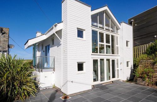 Polzeath House | Drishti
