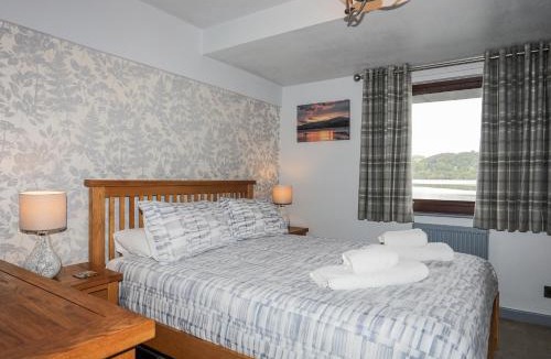 Llanycil Apartment | Drysgol Lakeside - Bala Lake