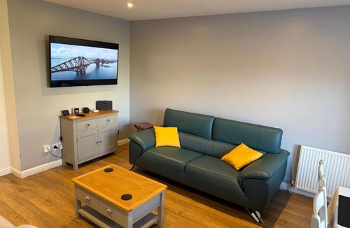 Duloch Apartment | Dunfermline Flat fully furnished