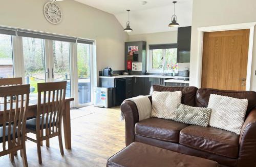 Llanybydder House | Dwrgi
