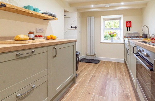 Dinas Cottage | Dyserth - a self catering cottage that sleeps 4 guests in 2 bedrooms