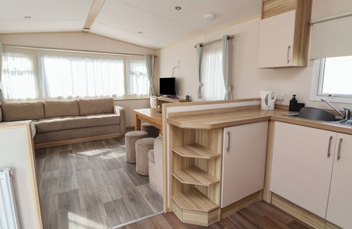 Rhyl Cottage | E10 Static Caravan