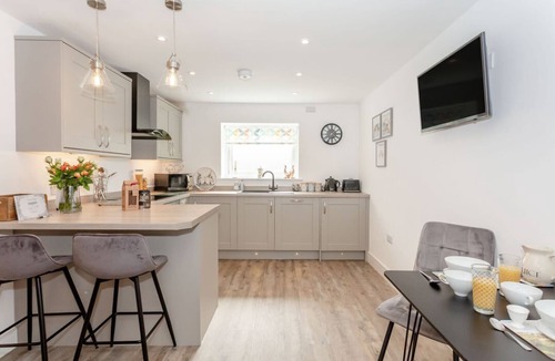 Cowling Cottage | Eames Cottage, Cowling