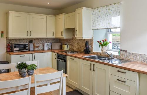 Aysgarth House | East Stonelea