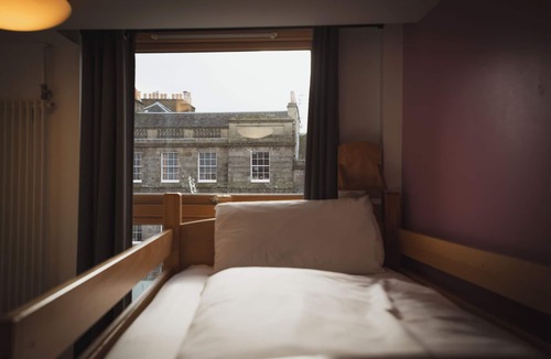 Bonnington Hostel | Edinburgh Central Youth Hostel