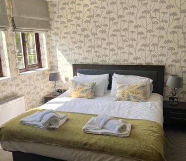Westerham Bed & Breakfast | Eight at The Bakery B&B Tatsfield