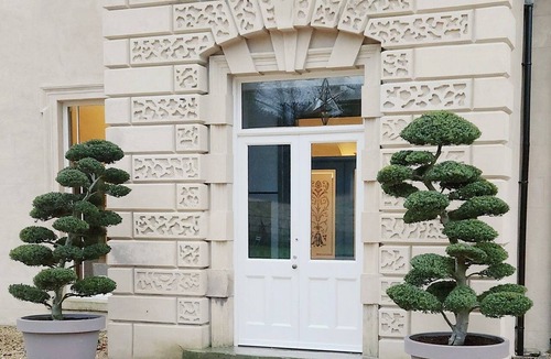 Knowle House | Eleanor Hall by Group Retreats
