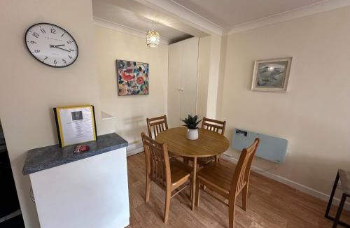 Ely Apartment | Ely Stays Flat 2 Spacious City Centre Apartment