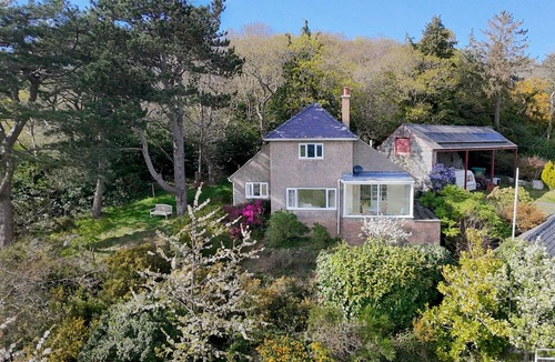 Conwy Cottage | Eryl - Three Bedroom Cottage, Sleeps 5